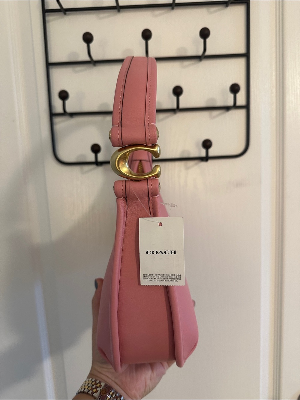 COACH - Eve Shoulder Bag in Bubblegum - Picture 3 of 7